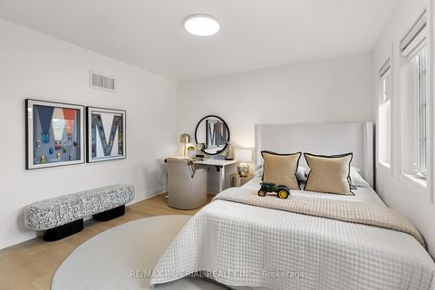 Photo 31 at 59 Amparo Drive, Vellore Village, Vaughan