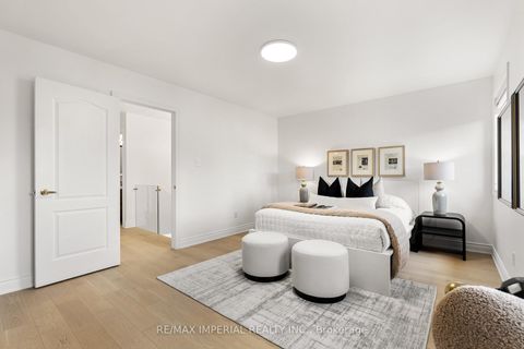 Photo 35 at 59 Amparo Drive, Vellore Village, Vaughan