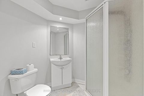 Photo 44 at 59 Amparo Drive, Vellore Village, Vaughan