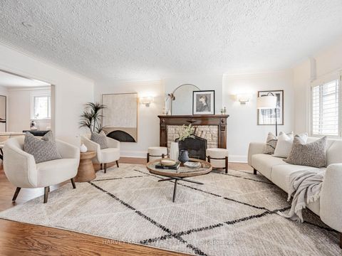 Photo 3 at 191 Glen Cedar Road, Cedarvale, Toronto