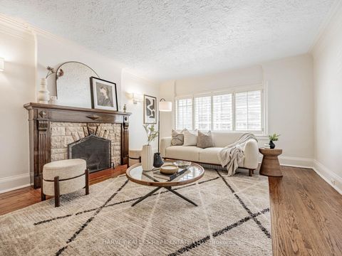 Photo 5 at 191 Glen Cedar Road, Cedarvale, Toronto