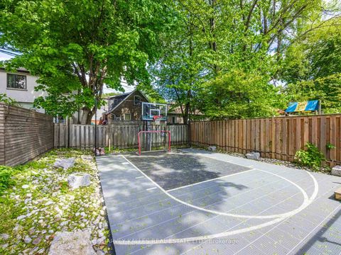 Photo 26 at 191 Glen Cedar Road, Cedarvale, Toronto