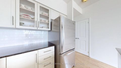 Photo 11 at 903 - 15 Windermere Avenue, Swansea, Toronto