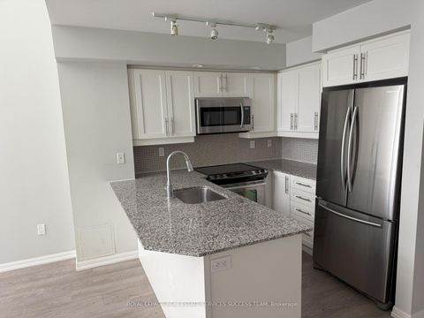 Photo 7 at 718 - 65 East Liberty Street, Niagara, Toronto