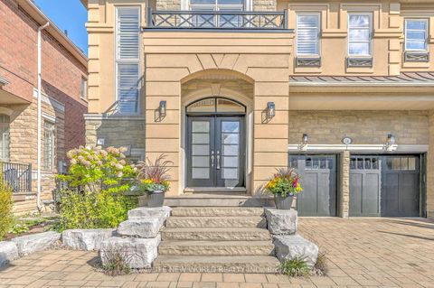 Photo 2 at 16 Randolph Drive, Patterson, Vaughan