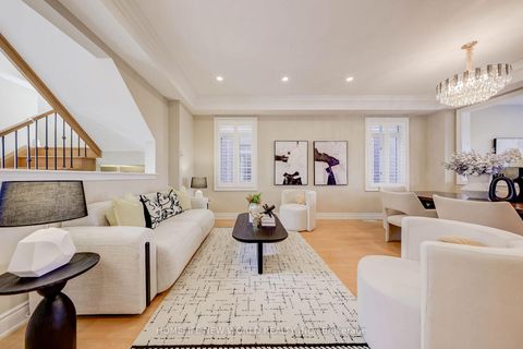 Photo 9 at 16 Randolph Drive, Patterson, Vaughan