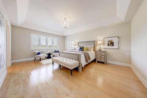 Photo 24 at 16 Randolph Drive, Patterson, Vaughan