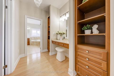 Photo 28 at 16 Randolph Drive, Patterson, Vaughan