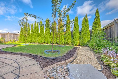 Photo 42 at 16 Randolph Drive, Patterson, Vaughan