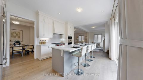 Photo 9 at 165 Hillsview Drive, Observatory, Richmond Hill