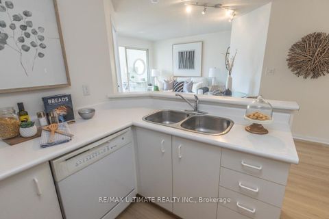 Photo 16 at 1010 - 25 Grenville Street, Bay Street Corridor, Toronto