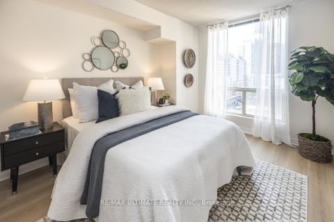 Photo 19 at 1010 - 25 Grenville Street, Bay Street Corridor, Toronto