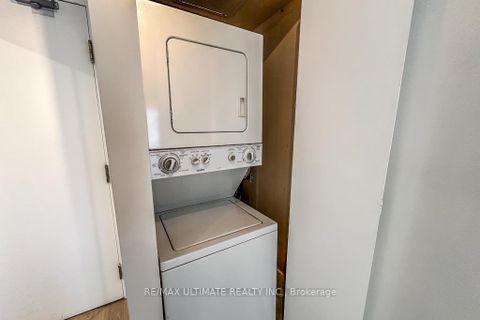 Photo 27 at 1010 - 25 Grenville Street, Bay Street Corridor, Toronto
