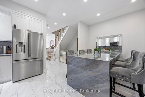 Photo 10 at 6 Bluewater Court, Mimico, Toronto