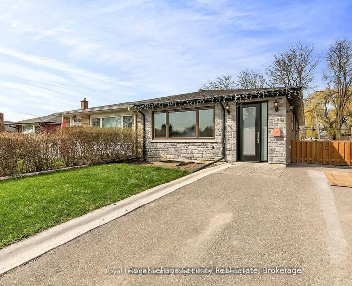 Photo 1 at 245 Avondale Boulevard, Avondale, Brampton