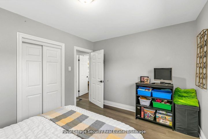 Photo 18 at 245 Avondale Boulevard, Avondale, Brampton