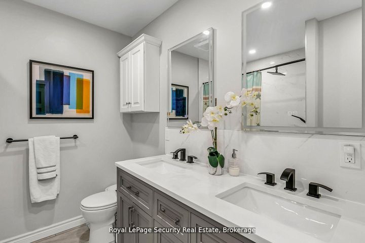 Photo 21 at 245 Avondale Boulevard, Avondale, Brampton