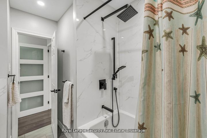 Photo 22 at 245 Avondale Boulevard, Avondale, Brampton