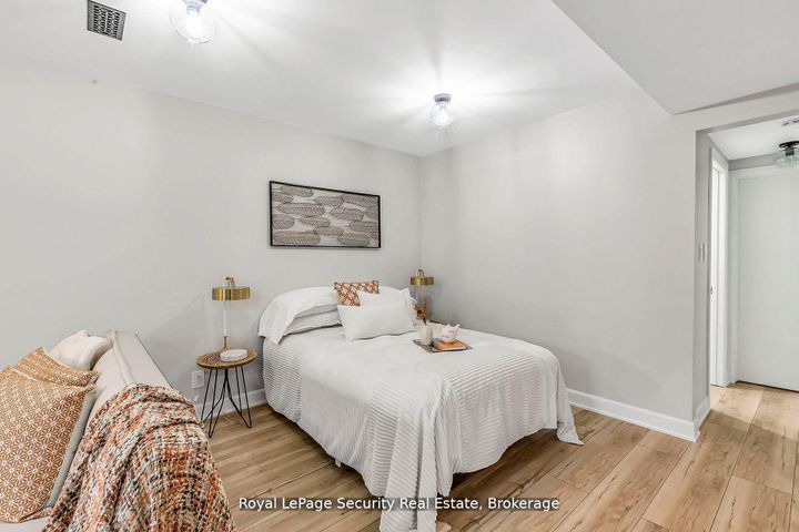 Photo 26 at 245 Avondale Boulevard, Avondale, Brampton