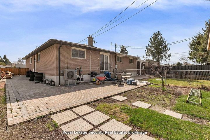 Photo 32 at 245 Avondale Boulevard, Avondale, Brampton