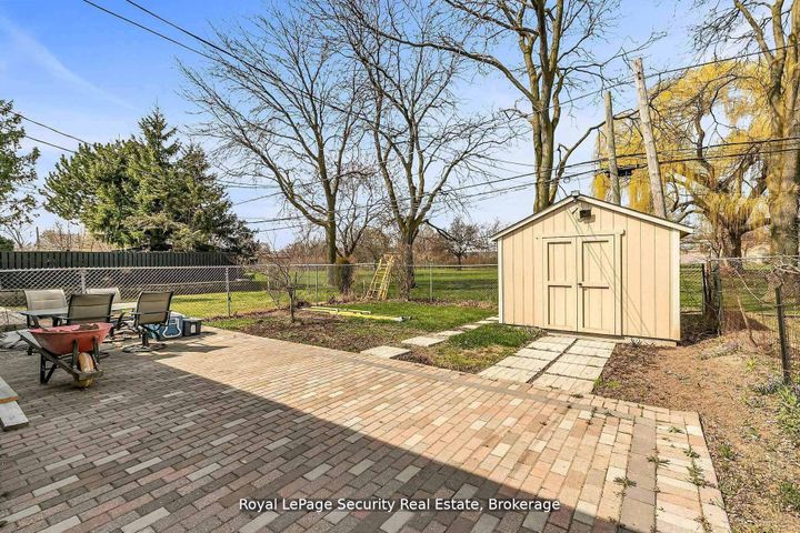 Photo 33 at 245 Avondale Boulevard, Avondale, Brampton