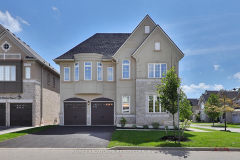 Photo 2 at 2163 Vineland Crescent, RO River Oaks, Oakville