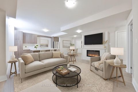 Photo 41 at 2163 Vineland Crescent, RO River Oaks, Oakville