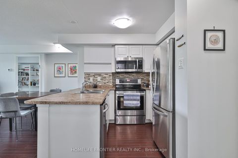 Photo 10 at 201 - 920 Sheppard Avenue W, Bathurst Manor, Toronto