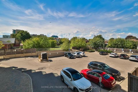 Photo 30 at 201 - 920 Sheppard Avenue W, Bathurst Manor, Toronto