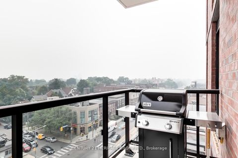Photo 23 at 907 - 185 Alberta Avenue, Oakwood Village, Toronto