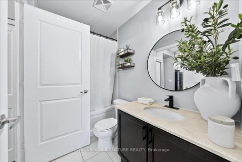 Photo 34 at 508 - 9255 Jane Street, Maple, Vaughan