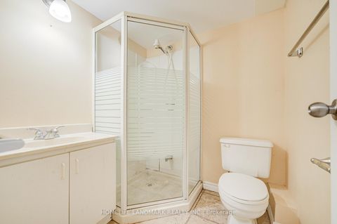 Photo 26 at 138 Osborne Crescent, CP College Park, Oakville
