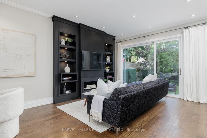 Photo 10 at 510 Donlands Avenue, East York, Toronto