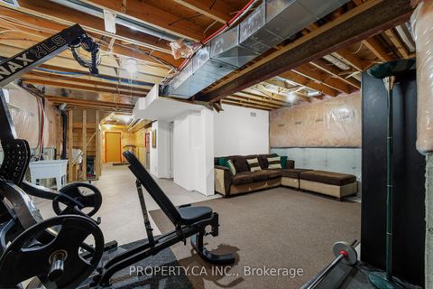 Photo 34 at 25 Boticelli Way, Vellore Village, Vaughan