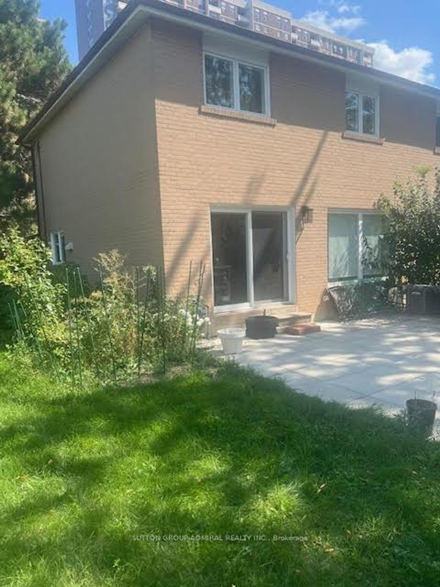 206 Hilda Avenue, Newtonbrook West, Toronto 