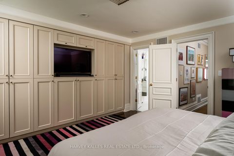 Photo 19 at 3 - 12 Macpherson Avenue, Annex, Toronto