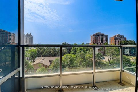 Photo 6 at 610 - 2 Teagarden Court, Willowdale East, Toronto