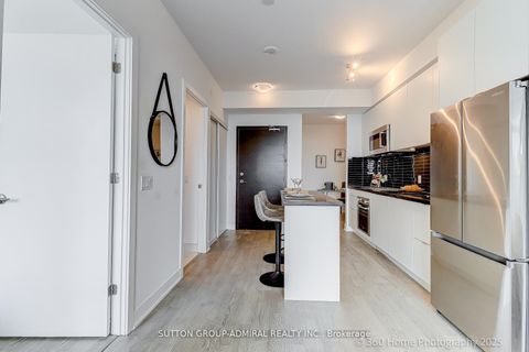 Photo 18 at 610 - 2 Teagarden Court, Willowdale East, Toronto