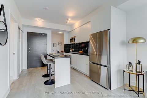 Photo 25 at 610 - 2 Teagarden Court, Willowdale East, Toronto