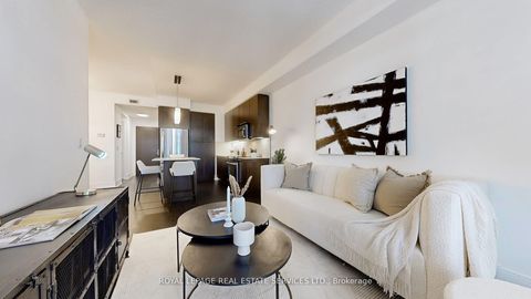 Photo 3 at 1806 - 25 Broadway Avenue, Mount Pleasant West, Toronto