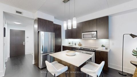 Photo 7 at 1806 - 25 Broadway Avenue, Mount Pleasant West, Toronto