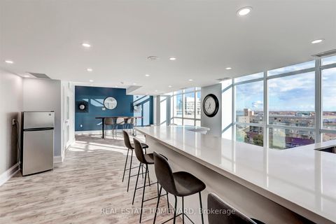 Photo 33 at 908 - 21 Grand Magazine Street, Niagara, Toronto