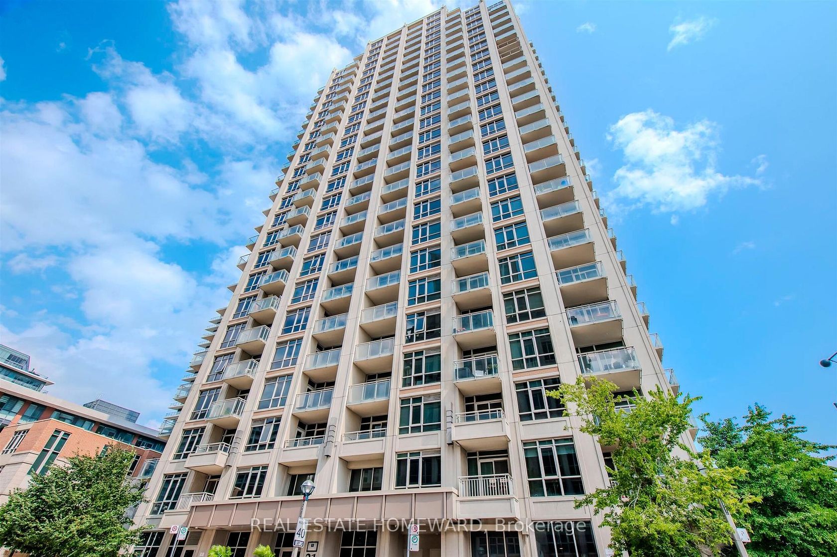 908 - 21 Grand Magazine Street, Niagara, Toronto 