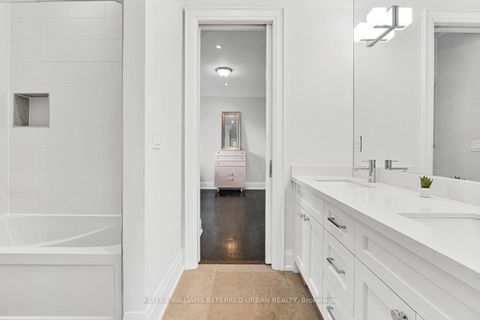 Photo 27 at 506 Castlefield Avenue, Forest Hill North, Toronto