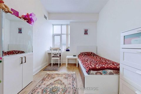 Photo 15 at 301 - 222 Finch Avenue W, Willowdale West, Toronto