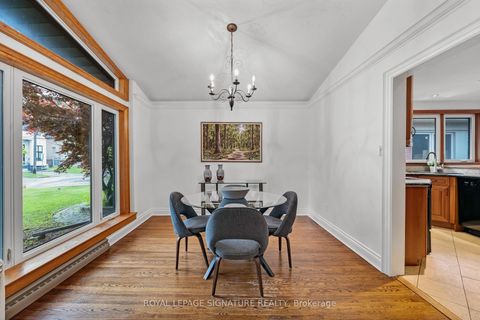 Photo 8 at 23 Palomino Crescent, Bayview Village, Toronto