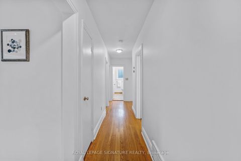 Photo 16 at 23 Palomino Crescent, Bayview Village, Toronto