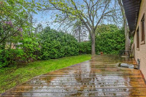Photo 42 at 23 Palomino Crescent, Bayview Village, Toronto