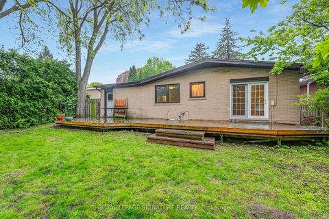Photo 43 at 23 Palomino Crescent, Bayview Village, Toronto
