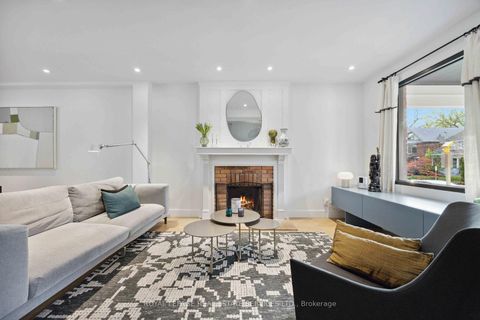 Photo 6 at 427 Annette Street, High Park North, Toronto